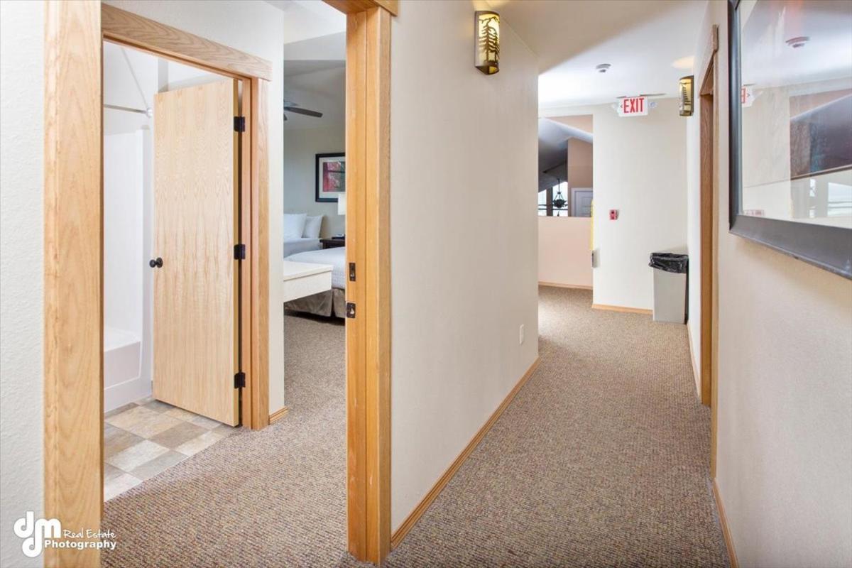 Kenai Airport Hotel Exterior photo
