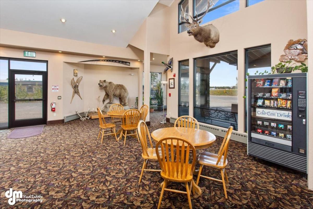 Kenai Airport Hotel Exterior photo